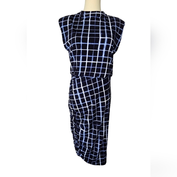 Calvin Klein Check Ruched Knee length dress - size Small - Picture 2 of 9